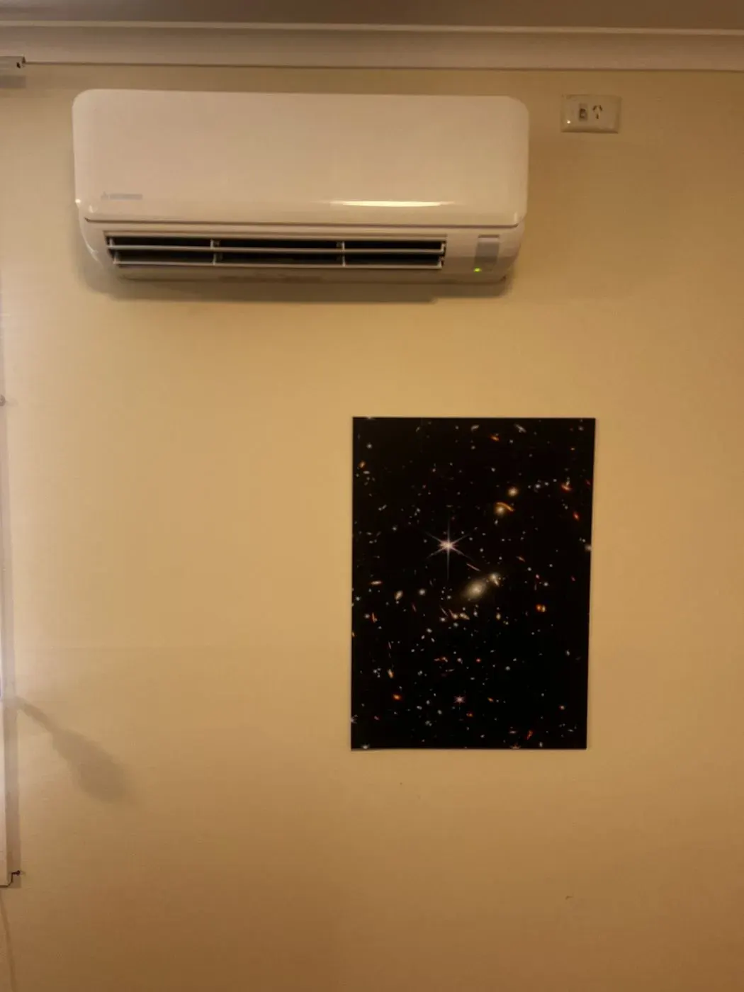 Split system, living room by Schillair